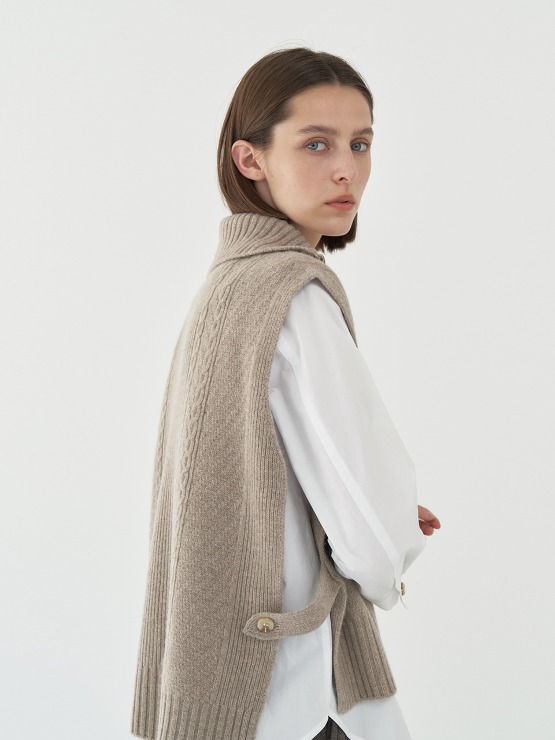 Cashmere blend zip-up knit vest M3D601