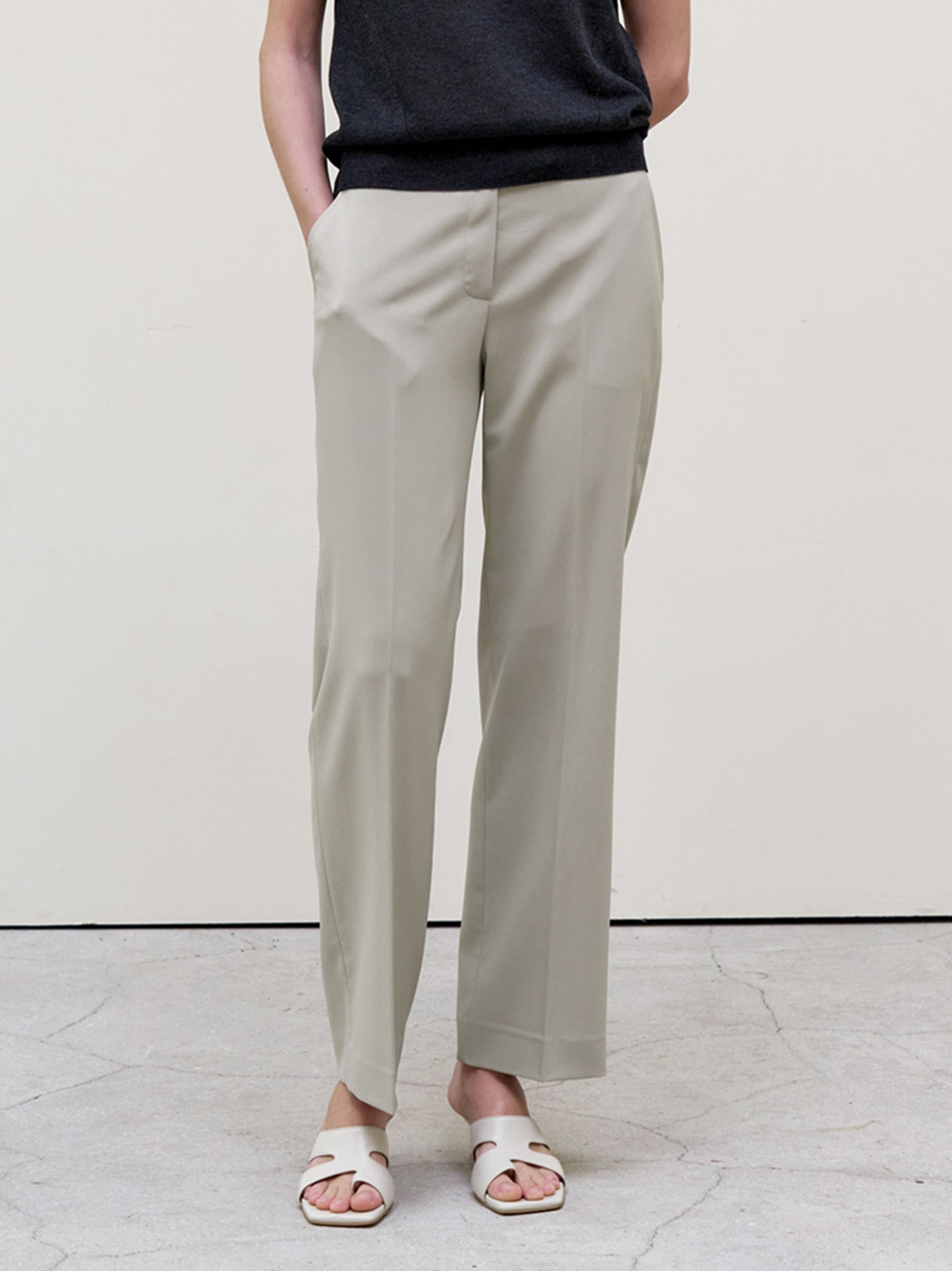 Back banding wide straight fit pants M4B330