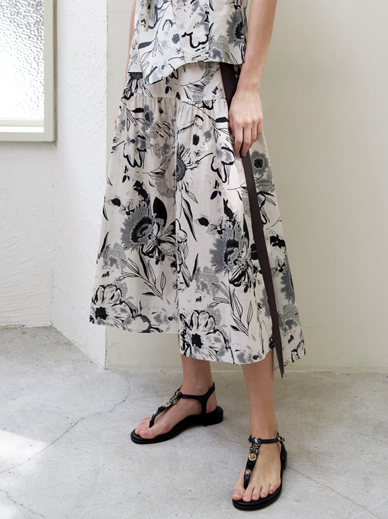 Shirring print long skirt M4B329